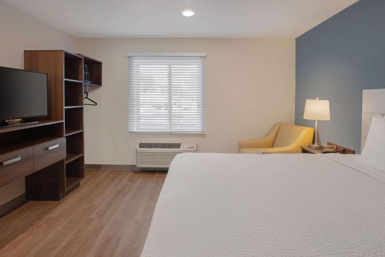 Woodsping Suites Washington Dc East Arena Drive Lake Arbor Exterior foto